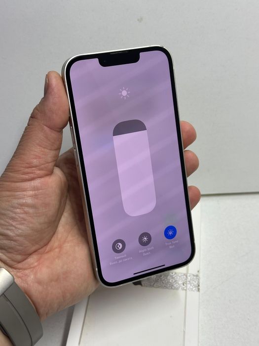 Продам Айфон 13 128г