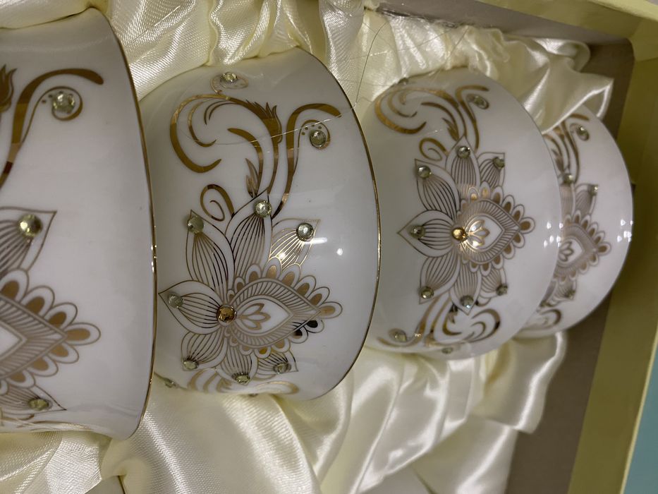 Продам чайный сервиз на 6 персон