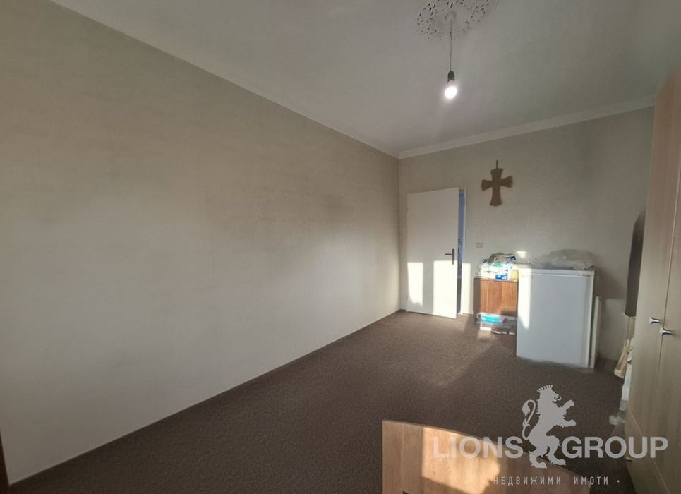 Продава се Тристаен апартамент в Варна, Кайсиева градина - 60 кв.м за 1105 €/кв.м - Снимка #1