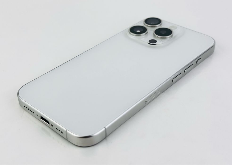 Apple iPhone 15 Pro 128GB White Titanium Перфектен! Гаранция!