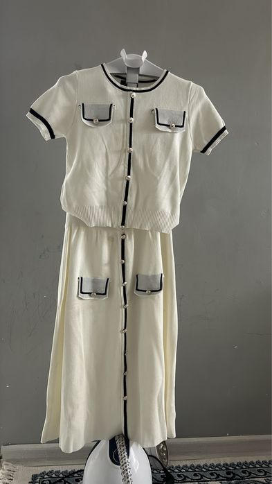 Платье один раз одета на той