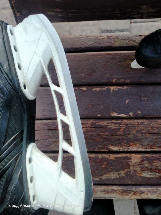 Продаются коньки bauer