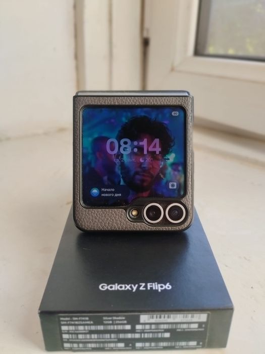 Samsung Galaxy Z Flip 6 256GB