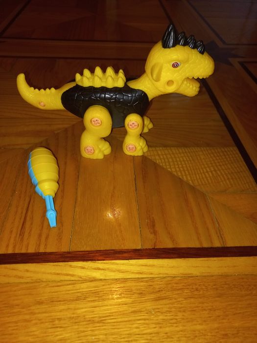 Продам игрушки конструкторы