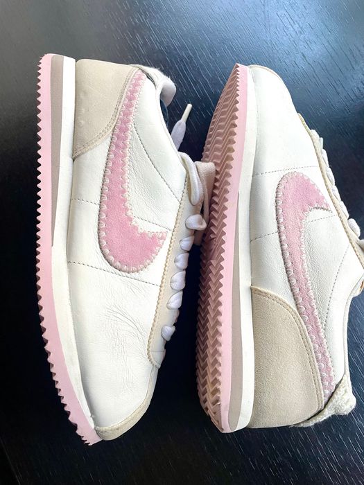 Дамски маратонки Nike Women's Cortez "Valentine's Day