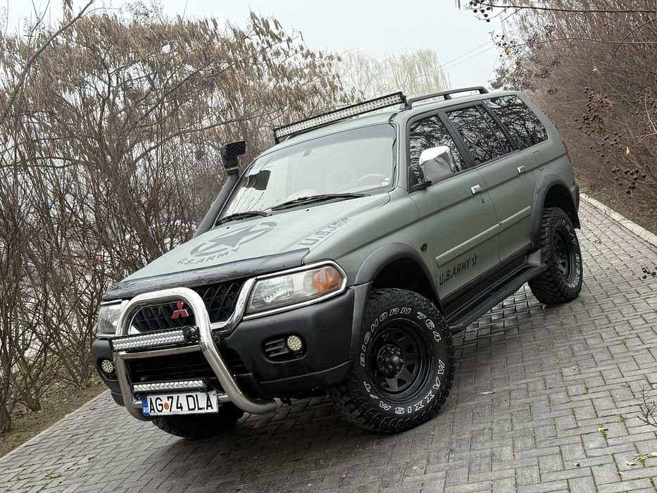 Mitsubishi Pajero Sport 3.0 Benzina + GPL Impecabil Impecabil