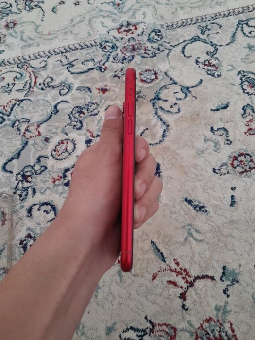 Iphone xr сатылады