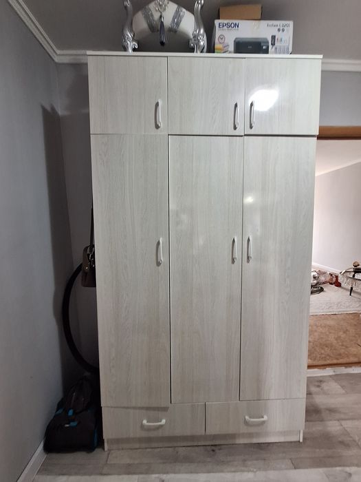 Продается шифонер