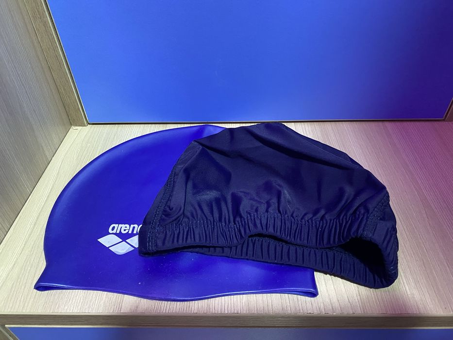 Продаю шапочки для бассейна