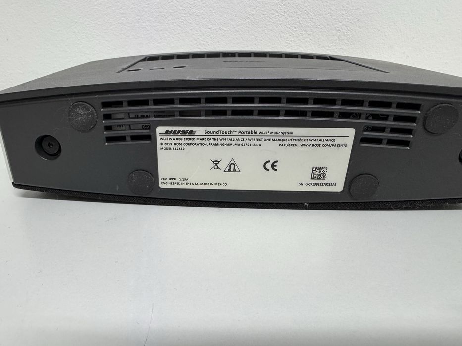 Boxa Bose SoundTouch Portable Wi-Fi | Internet Radio | Preseturi