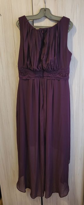 Дамски рокли на ниски цени