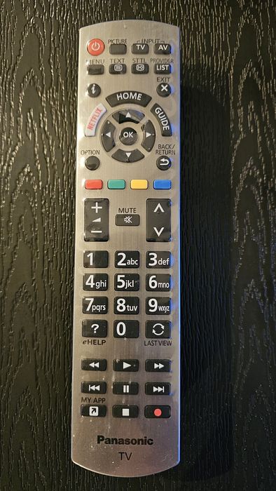 TV  LED 4K Panasonic 58" smart - ca nou