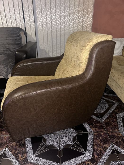 Холна гарнитура/ Диван и 2 броя фотьойли