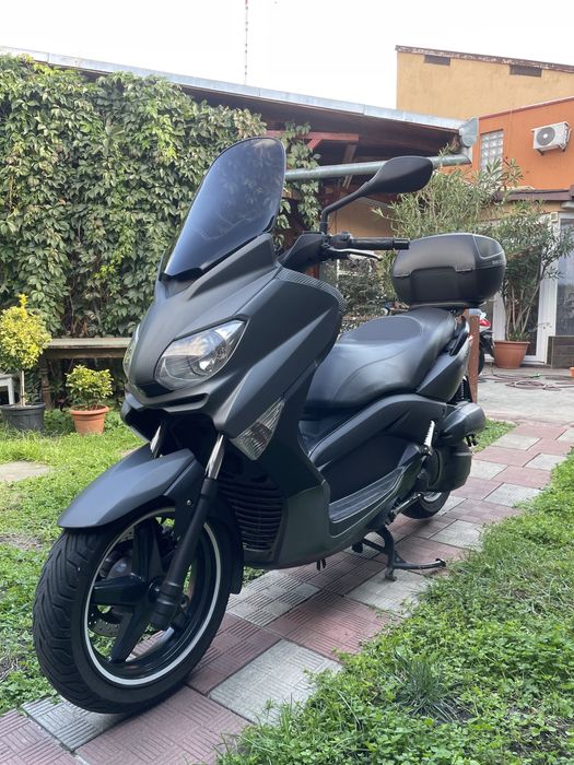 Yamaha X Max 125