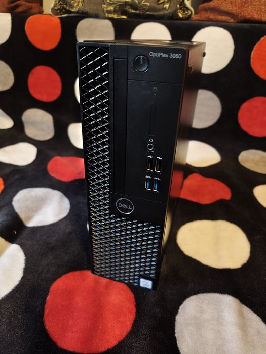 Unitate centrală Dell Optiplex 3060, i5-8400, 16Gb RAM DDR4, SSD M2 nVme