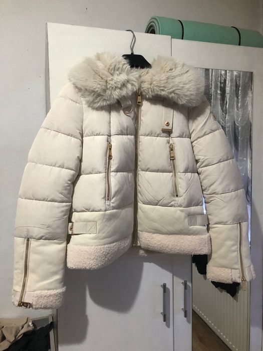 Продавам зимно яке