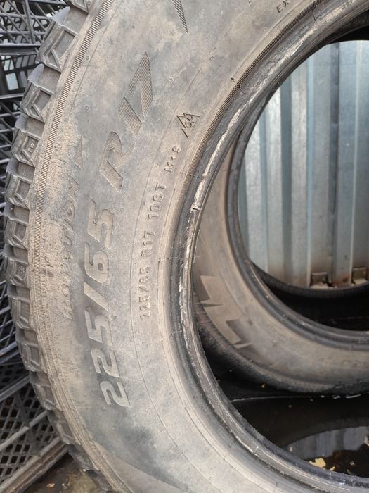 Зимние шины б/у на 17