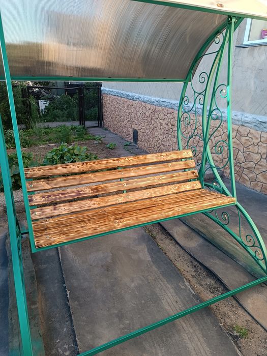 Качели садовые для отдыха