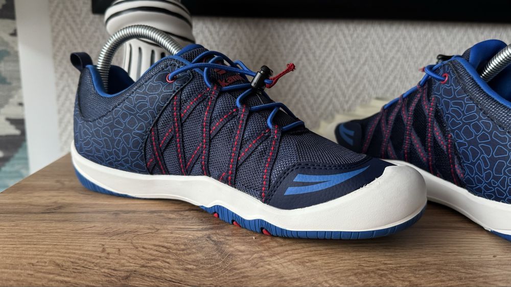 Нови дамски боси обувки номер 38