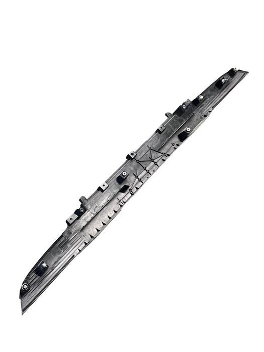 Ornament Haion Suzuki Sx4 S-Cross Jy 2023 -> 83941-63T00