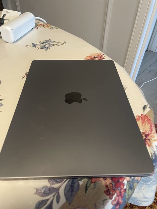 Macbook air m2 оригинал 256гб емкост 93