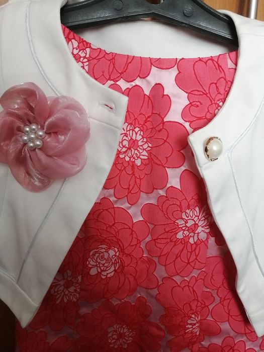 Платье на девочку