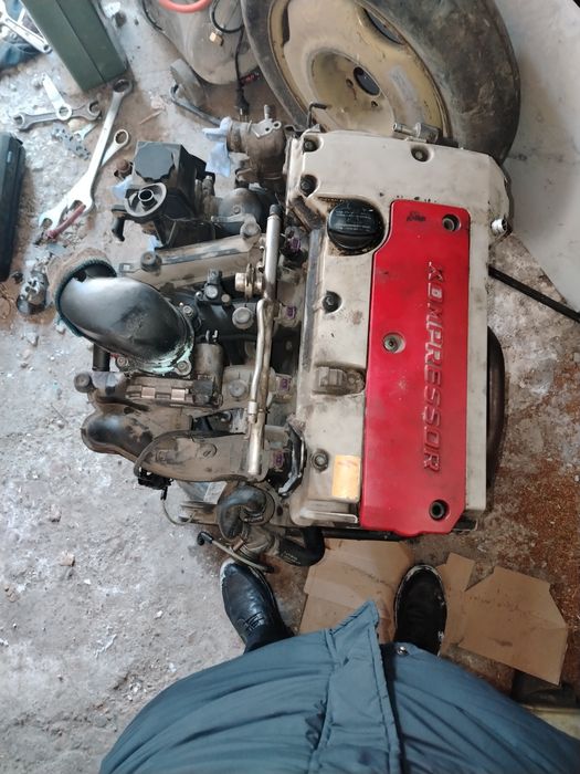 Двигатель на мерседес 111, компрессор,  объем 2.0