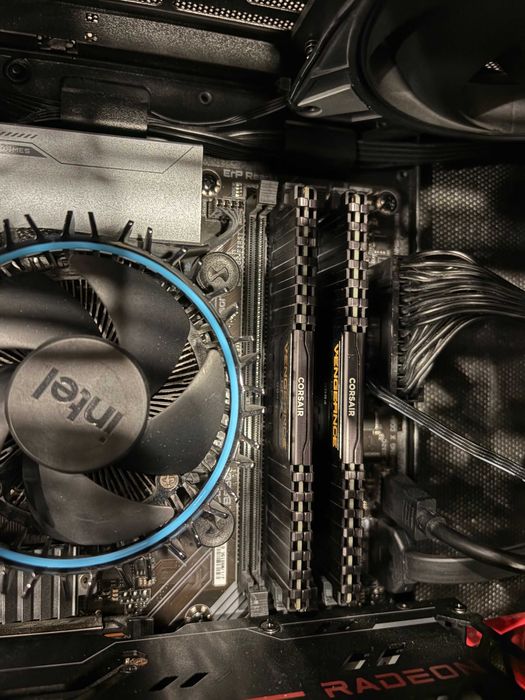 PC Gaming puternic – Gata de joc!