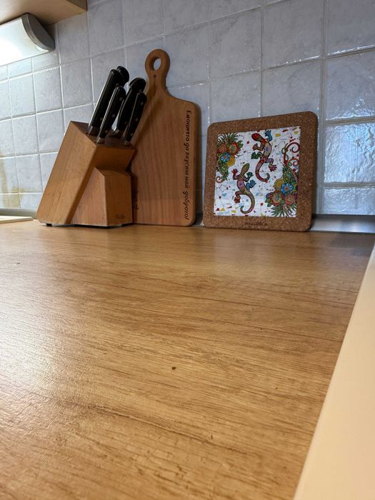 Кухня от масив с уреди Bosch и Gorenje – 3.30 м