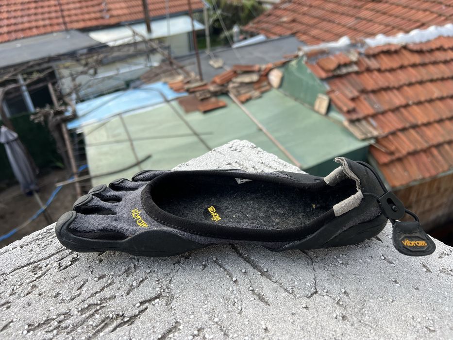 Vibram Five Finger 42