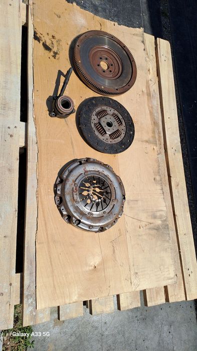 Твърд маховик за 6 скорости 1,9 тди 105к.с