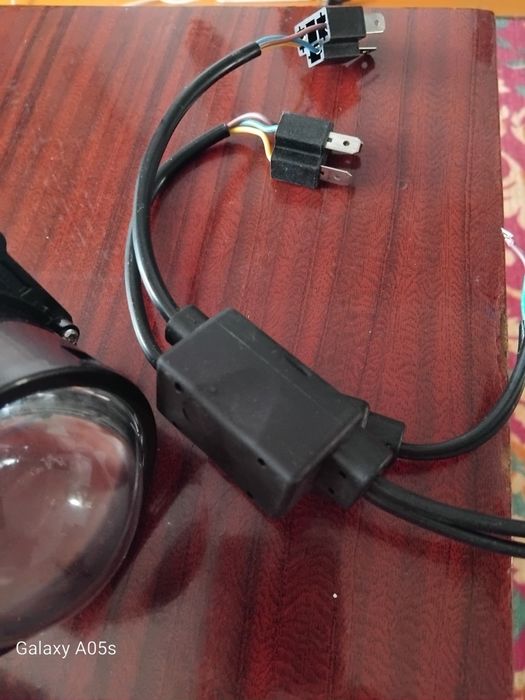 Продам линзы в фары