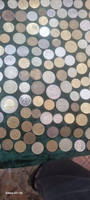Продам монеты золото пиратов !