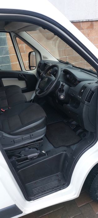 Citroen Relay din 2015 motor 2.2 diesel  Volan pe dreapta Anglia