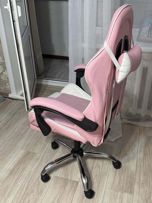 Простое игровое кресло