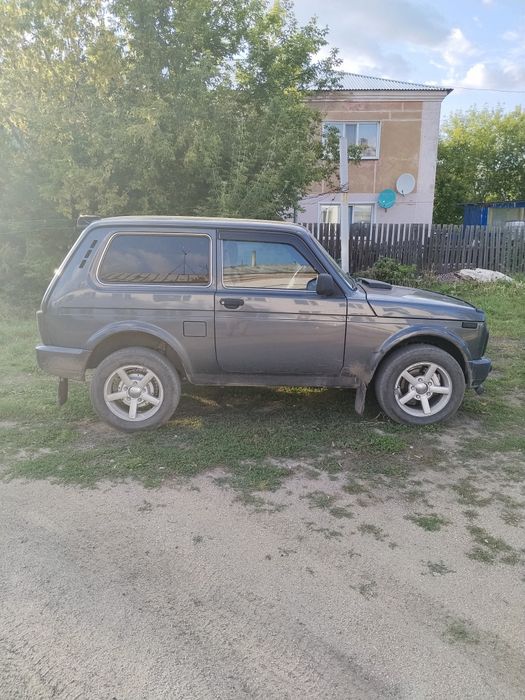Продам нива урбан