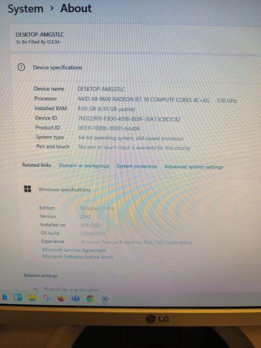 Компютър+монитор+колони за музика+инсталиран Уин. 11 Pro