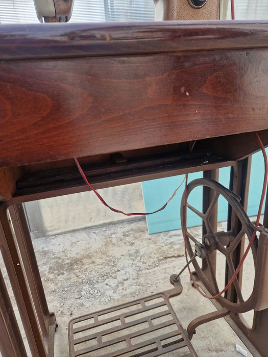 Vand Masini de cusut  ieftine