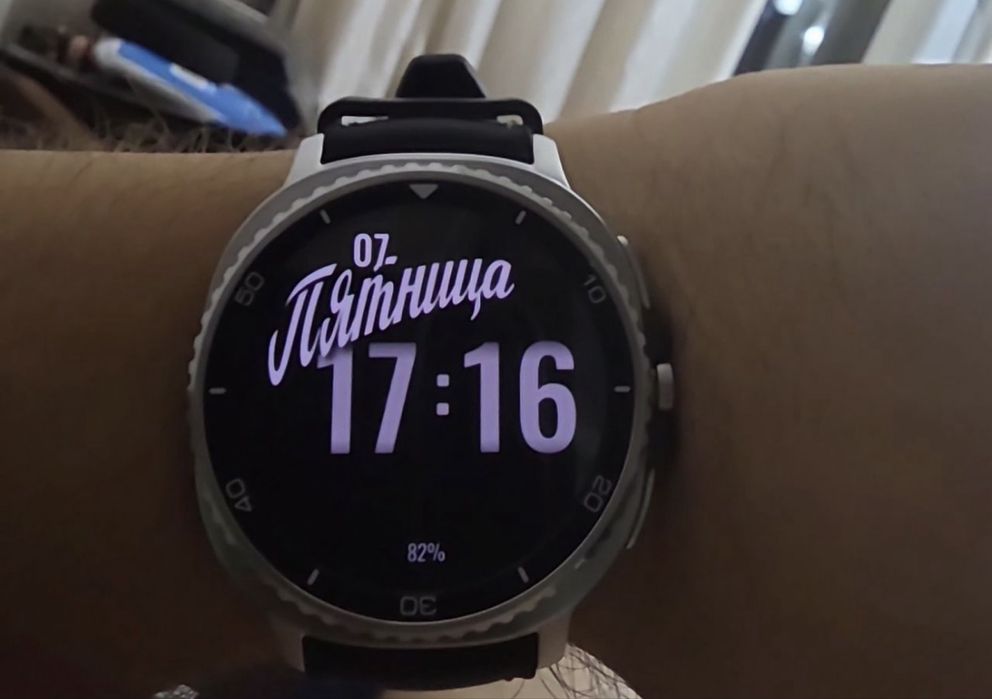 Продам Samsung Watch 8 classic LTE