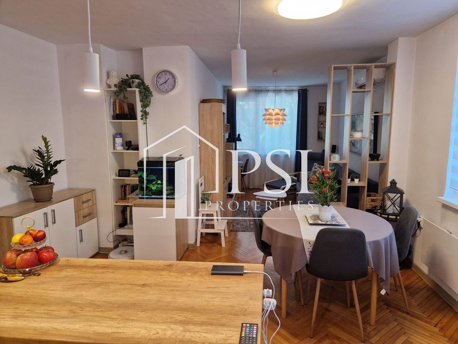 Продава се Четиристаен апартамент в Пловдив, Каменица 2 - 106 кв.м за 1883 €/кв.м - Снимка #2