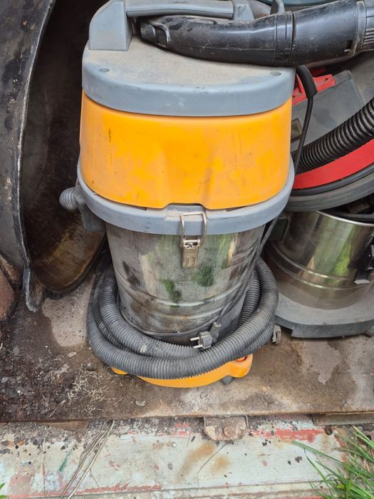 Кешер  и пыльесос