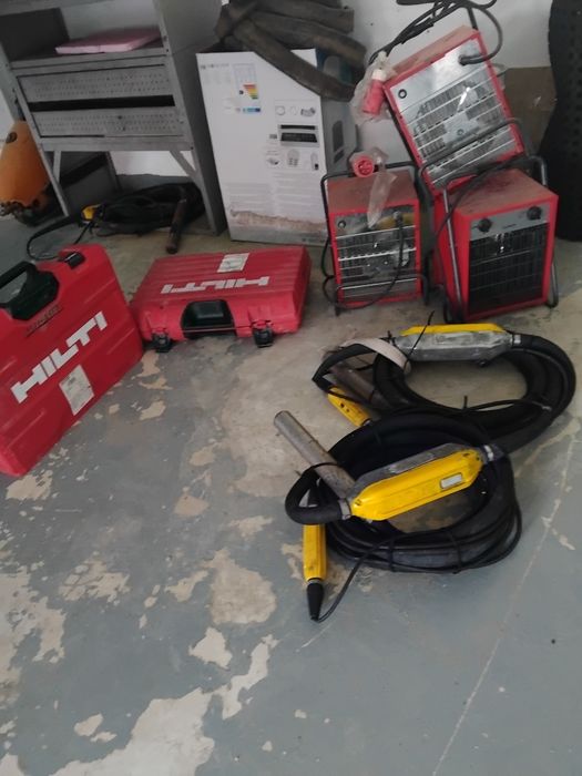 Se vinde vibrator pt.beton