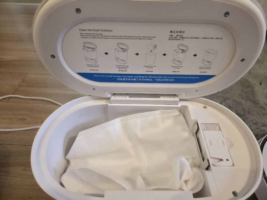 Robot aspirator Roidmi Eve Plus cu stație de auto-golire – mop nefuncțional