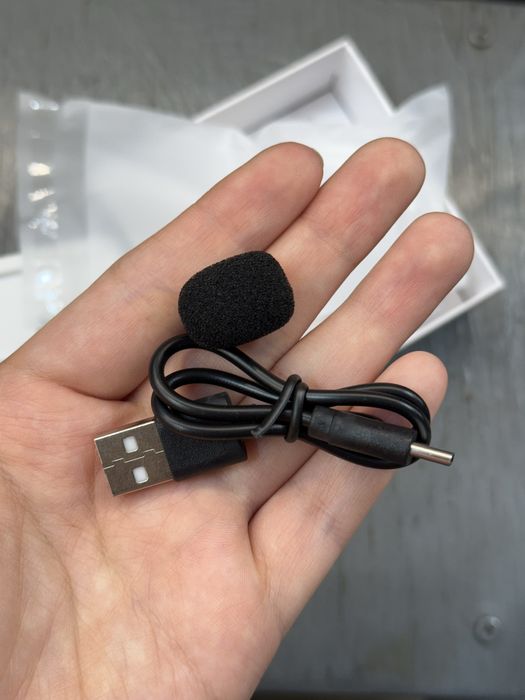 Петличка для айфона