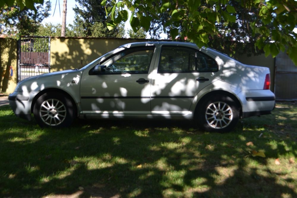 VOLKSWAGEN Bora 2001 — imagine 5