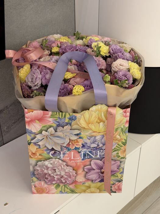 Цветы Celine шикарные