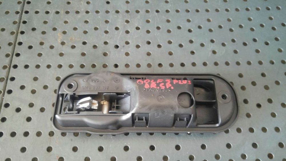 Maner interior dreapta spate vw golf 5 plus 5m1 521 5m0837198