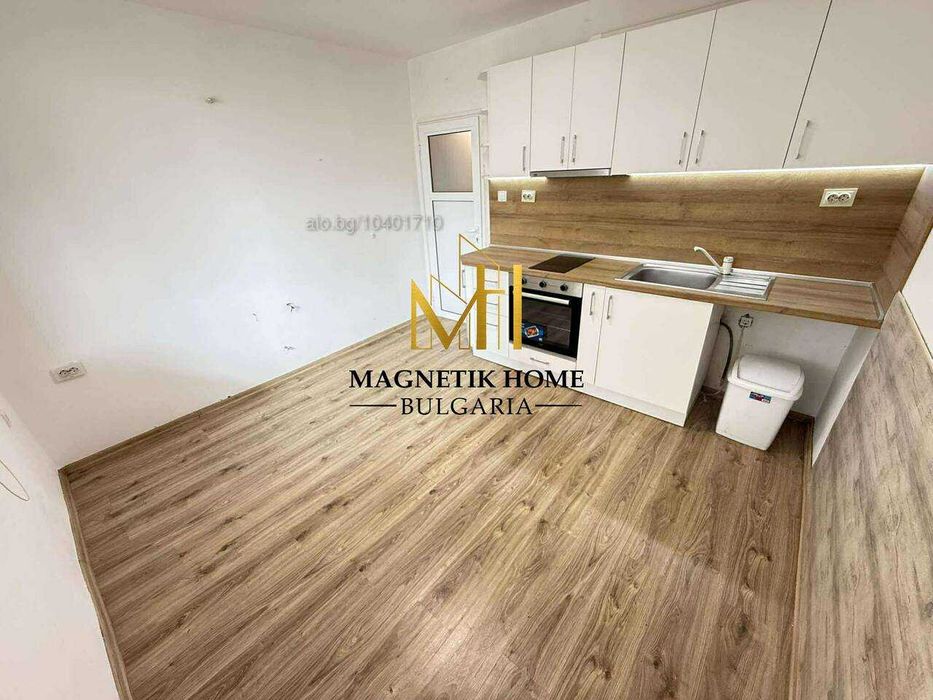 Дава се под наем Двустаен апартамент в Бургас, Център - 65 кв.м за 306 € - Снимка #3