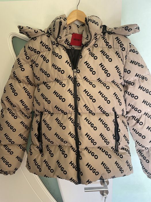Hugo ново зимно яке