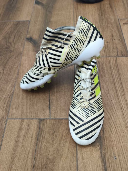 Футболни обувки Adidas Nemeziz 17.1